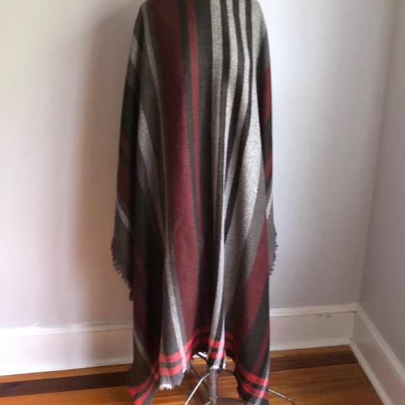 Acrylic Blanket Wrap Shawl Light Throw 51” Square - Picture 5 of 10